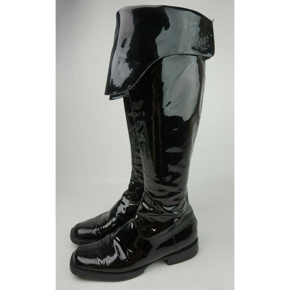 Chanel Women's Black Patent Leather Over The Knee CC Boots Size 36 - Picture 4 of 12